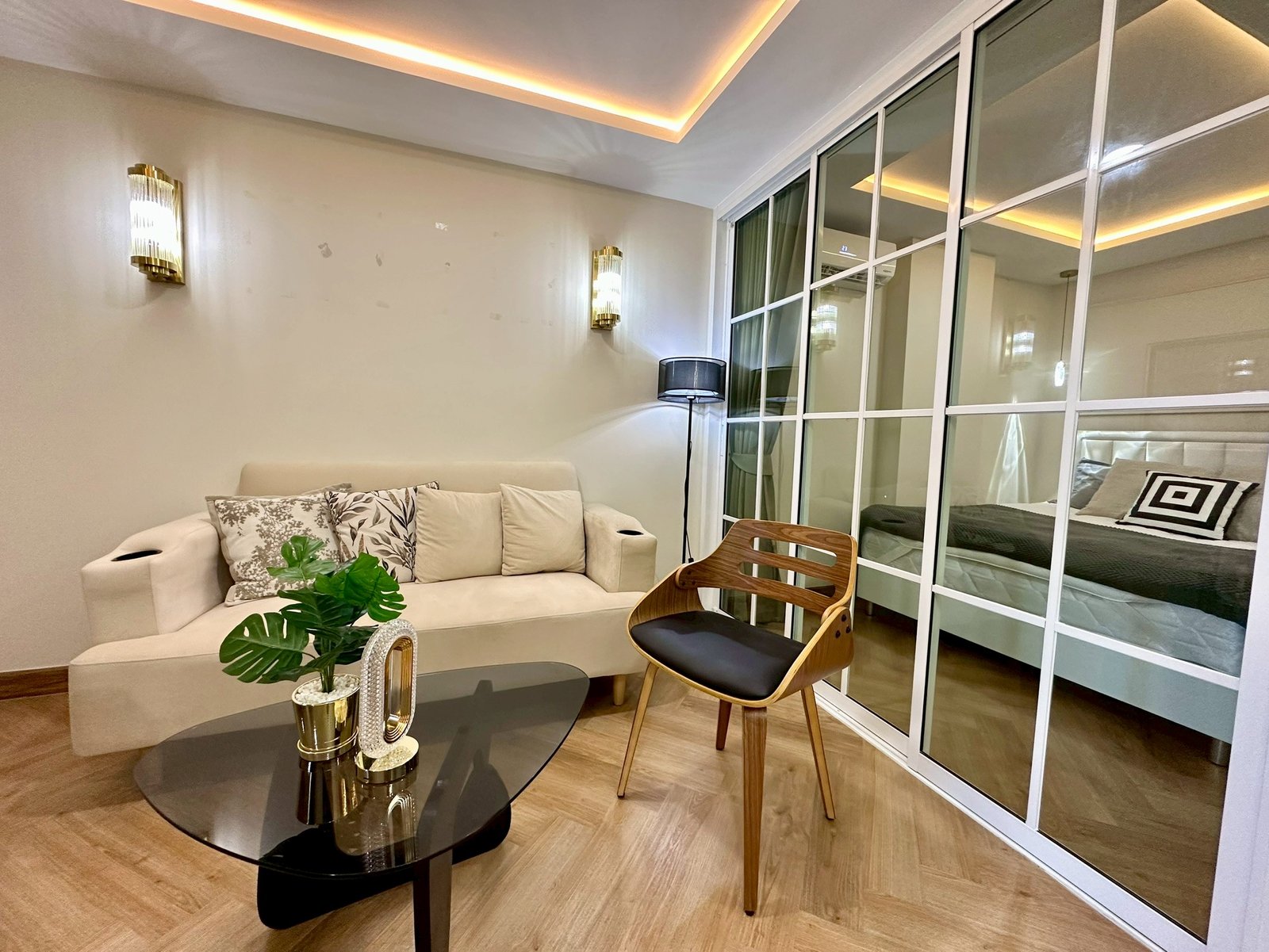 ศรีธนาคอนโด 2 ชั้น 9